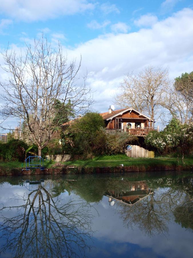 Gite Au Jardin Meilhan-sur-Garonne Exteriér fotografie